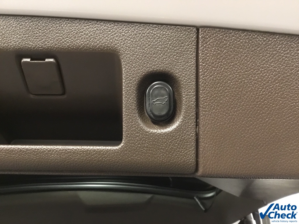 2019 Gmc Yukon Denali photo 13