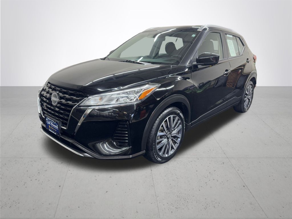 2024 Nissan Kicks SV photo 2