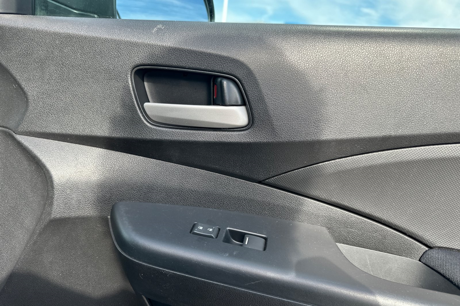 2016 Honda CR-V LX photo 23