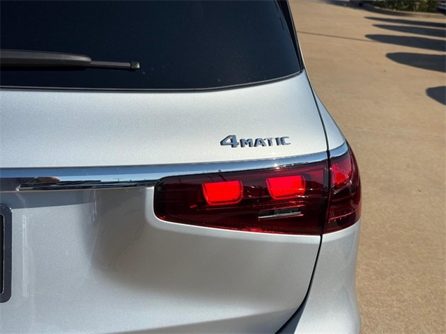 2026 Mercedes Benz GLS 450 4MATIC photo 5