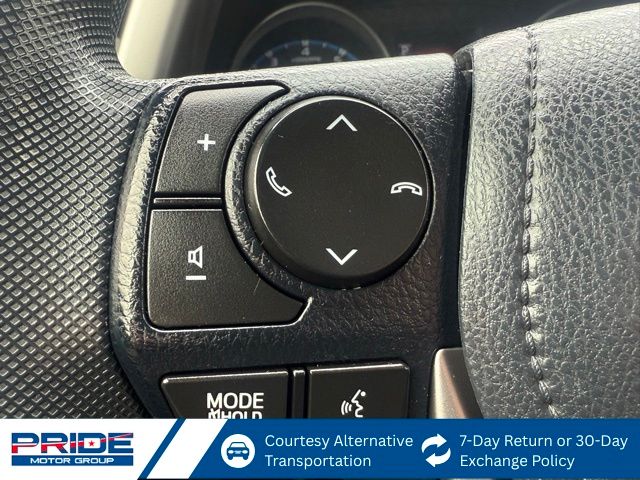 2018 Toyota RAV4 LE photo 24