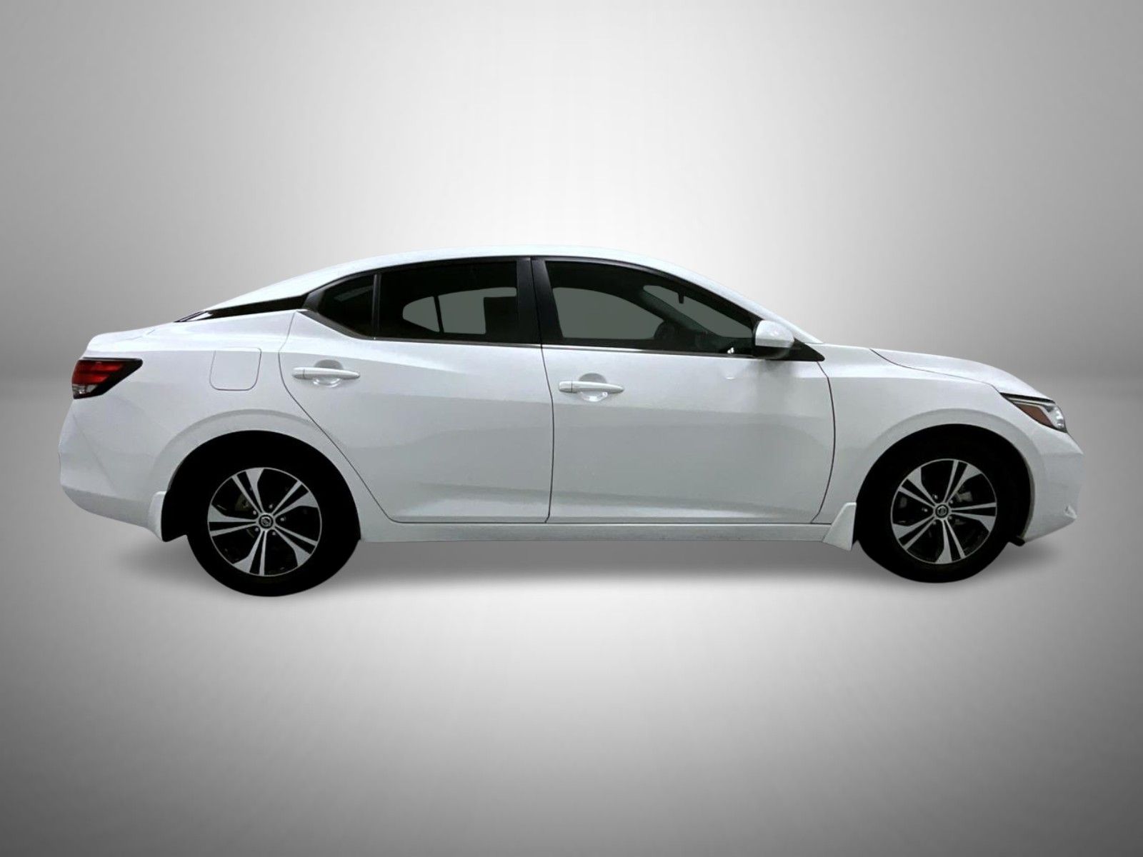 2023 Nissan Sentra SV photo 4