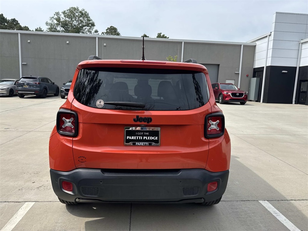 2017 Jeep Renegade Latitude North Edition photo 4