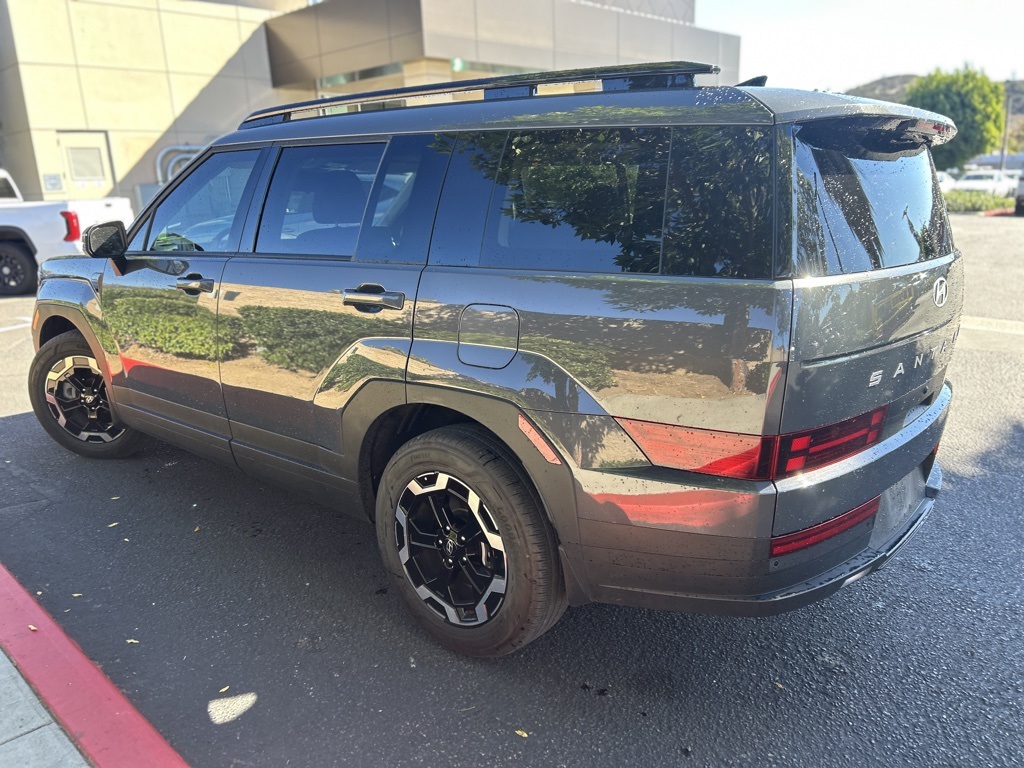 Used 2025 Gray Hyundai SEL image 5