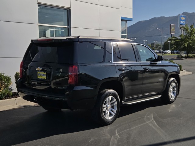 2016 Chevrolet Tahoe LS photo 4