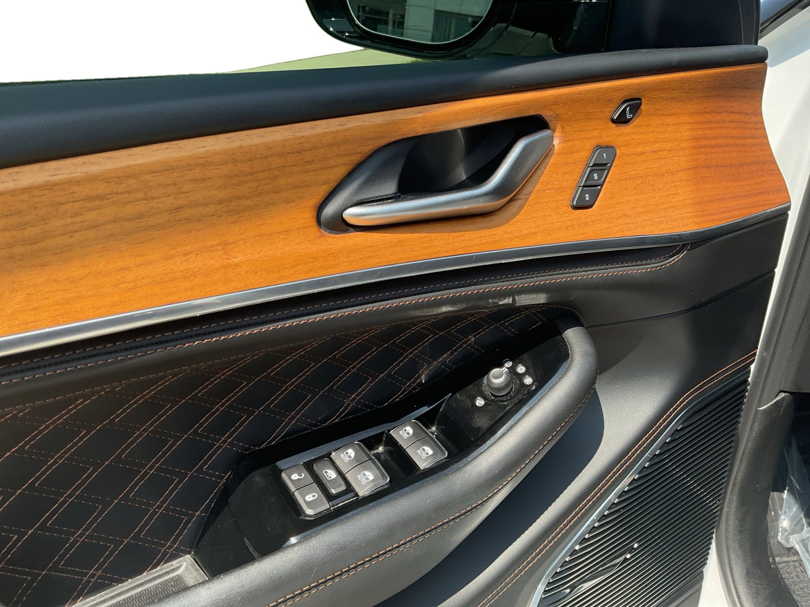 2022 Jeep Grand Cherokee Summit photo 22