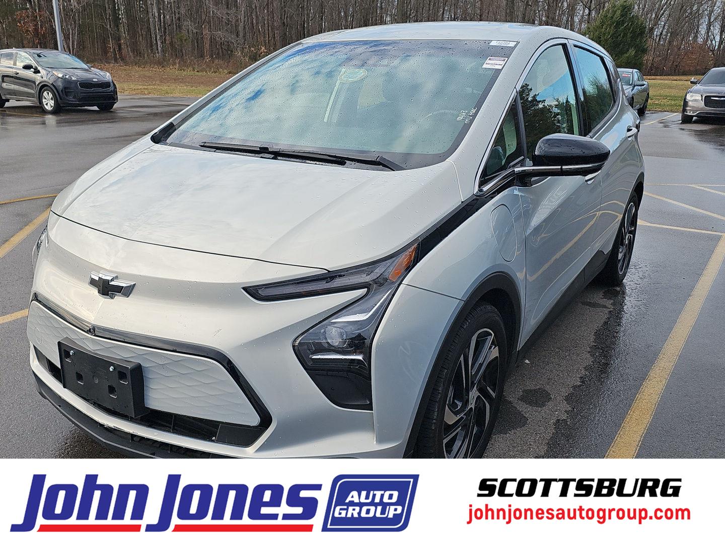 2023 Chevrolet Bolt EV 2LT's photo