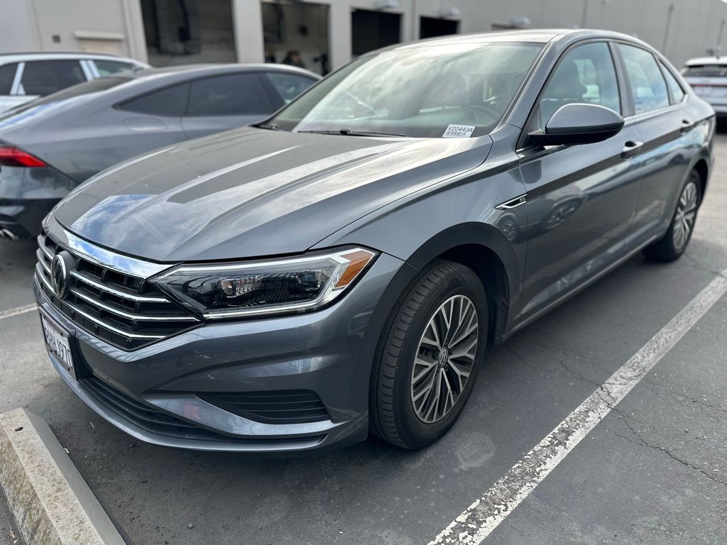 2019 Volkswagen Jetta SEL photo 3