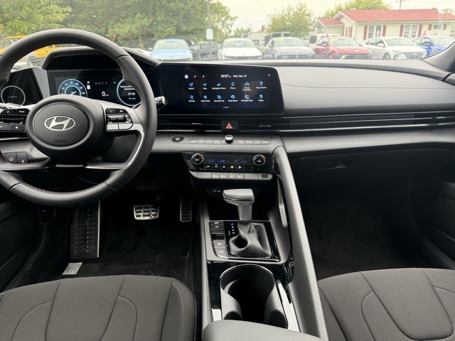 2025 Hyundai Elantra Hybrid SEL Sport photo 20