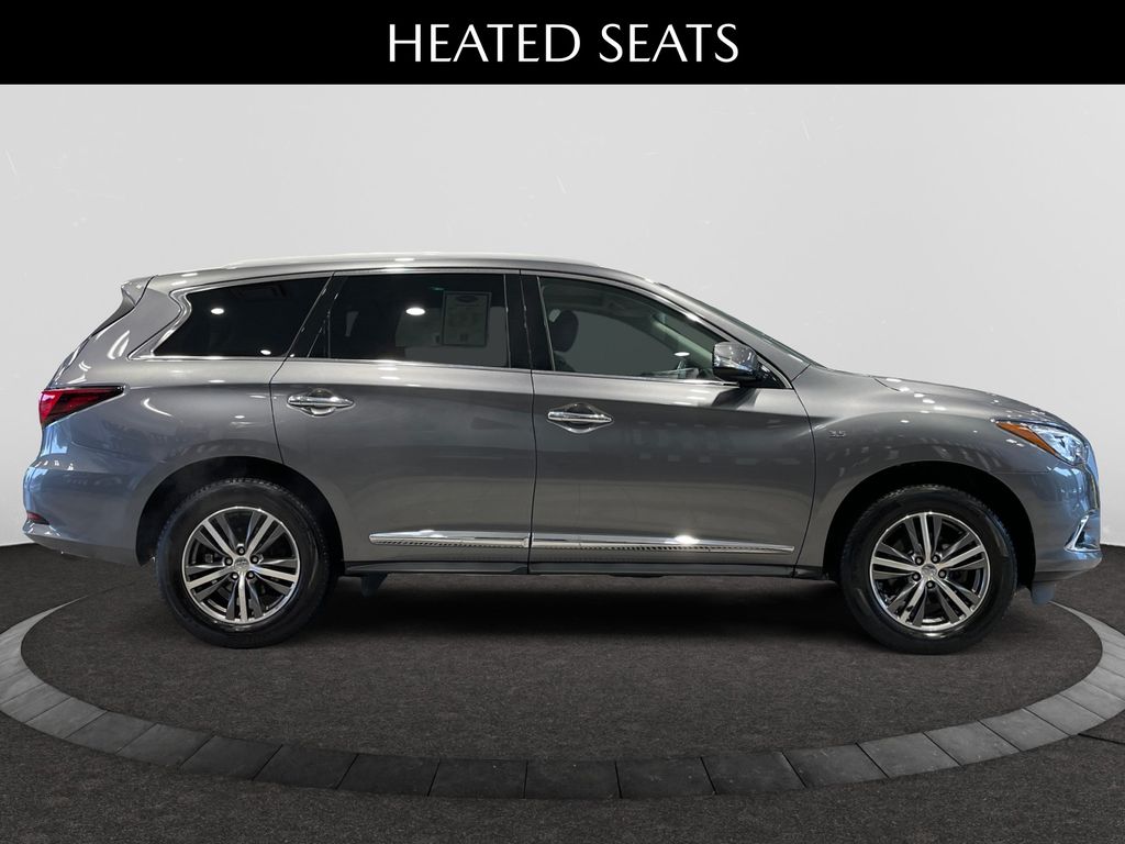 2020 Infiniti QX60 Luxe photo 3