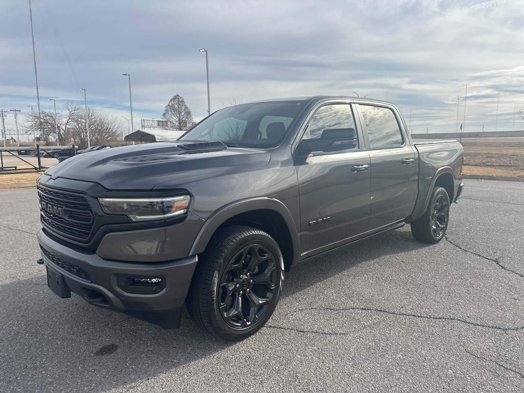 2024 RAM 1500 Limited's photo