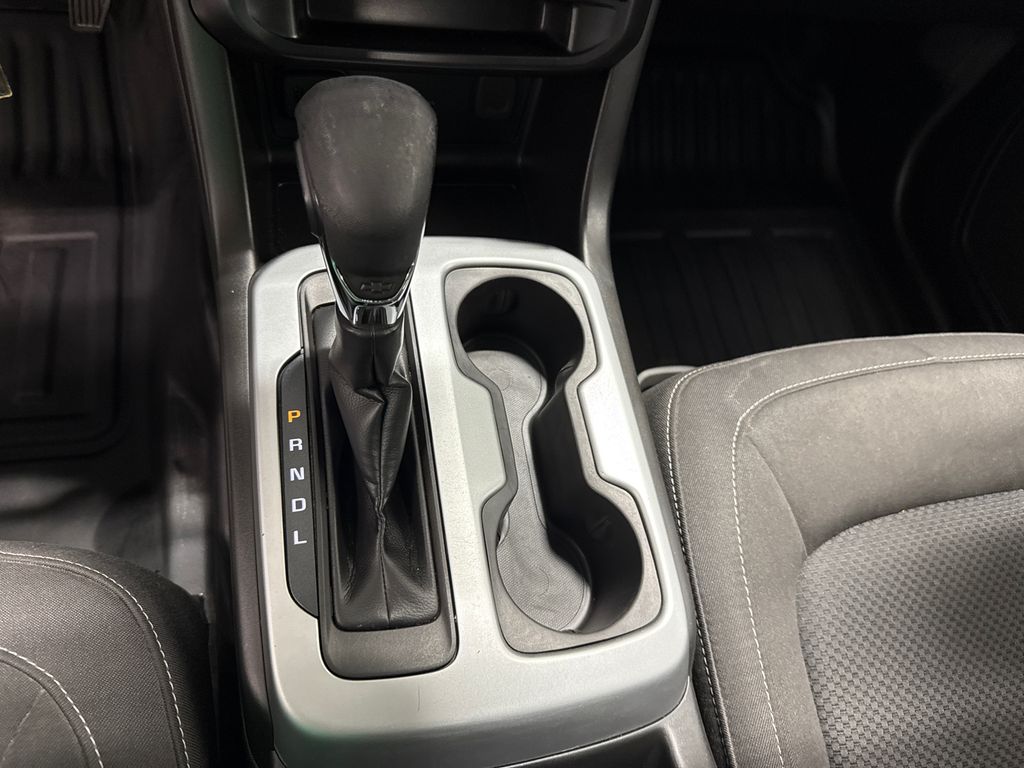 2022 Chevrolet Colorado LT photo 23