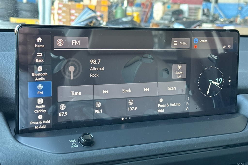 2025 Honda Accord Hybrid EX-L photo 18