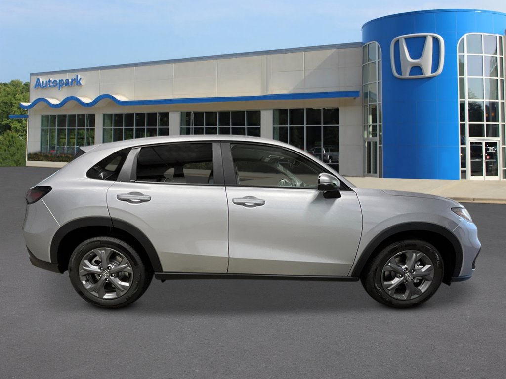 2026 Honda HR-V LX photo 6