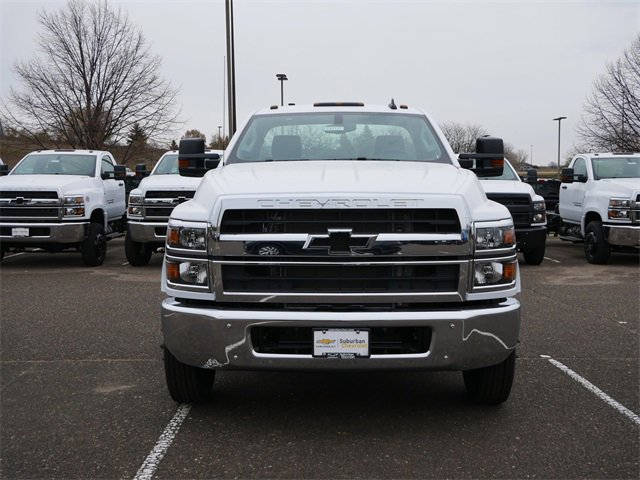 2023 Chevrolet Silverado 5500HD Work Truck photo 2