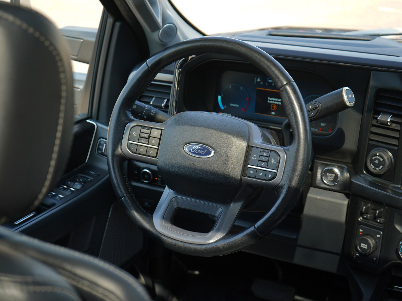 2023 Ford F-350 XL photo 15