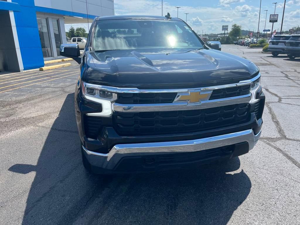 2024 Chevrolet Silverado 1500 LT photo 8