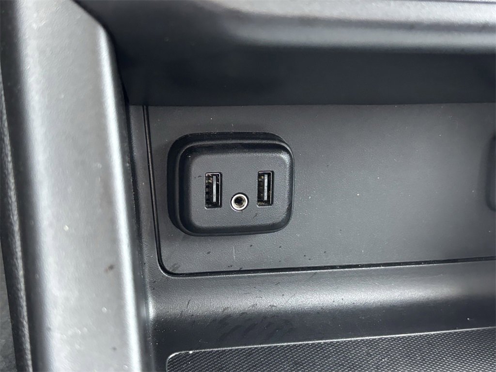 2022 Chevrolet Colorado LT photo 27