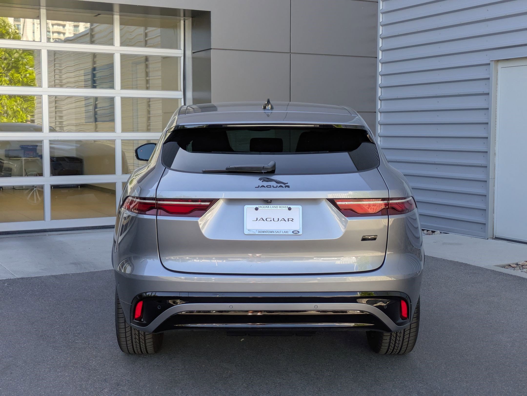 2026 Jaguar F-PACE P250 R-Dynamic S photo 4