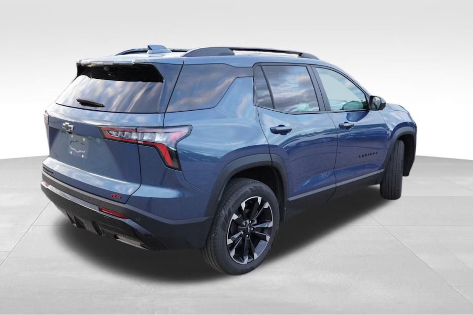 2025 Chevrolet Equinox RS photo 2