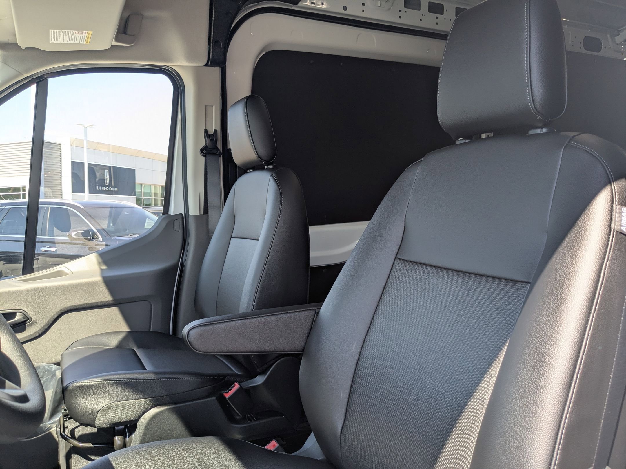 2025 Ford Transit Cargo Van photo 12