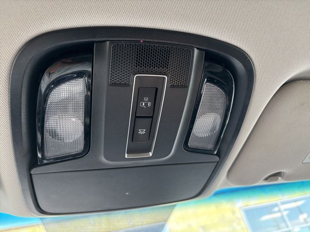 2020 Kia Sorento LX photo 14