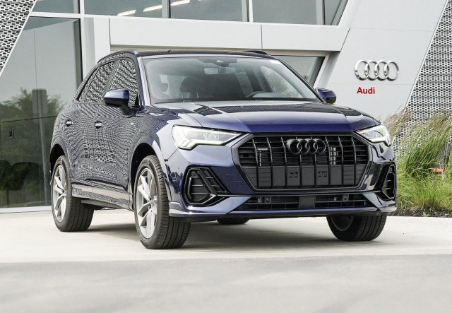 2025 Audi Q3 S line Premium