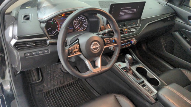 Used 2024 BLACK Nissan 2.0 SR image 15