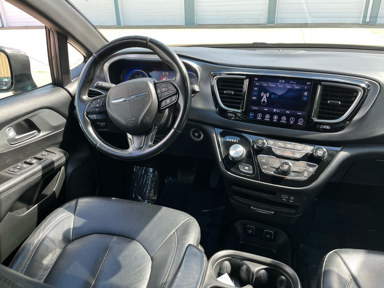 2018 Chrysler Pacifica Touring L photo 17