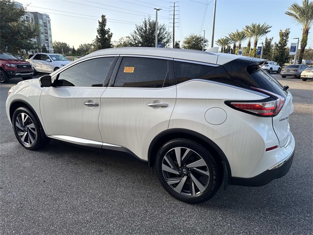2017 Nissan Murano Platinum photo 2