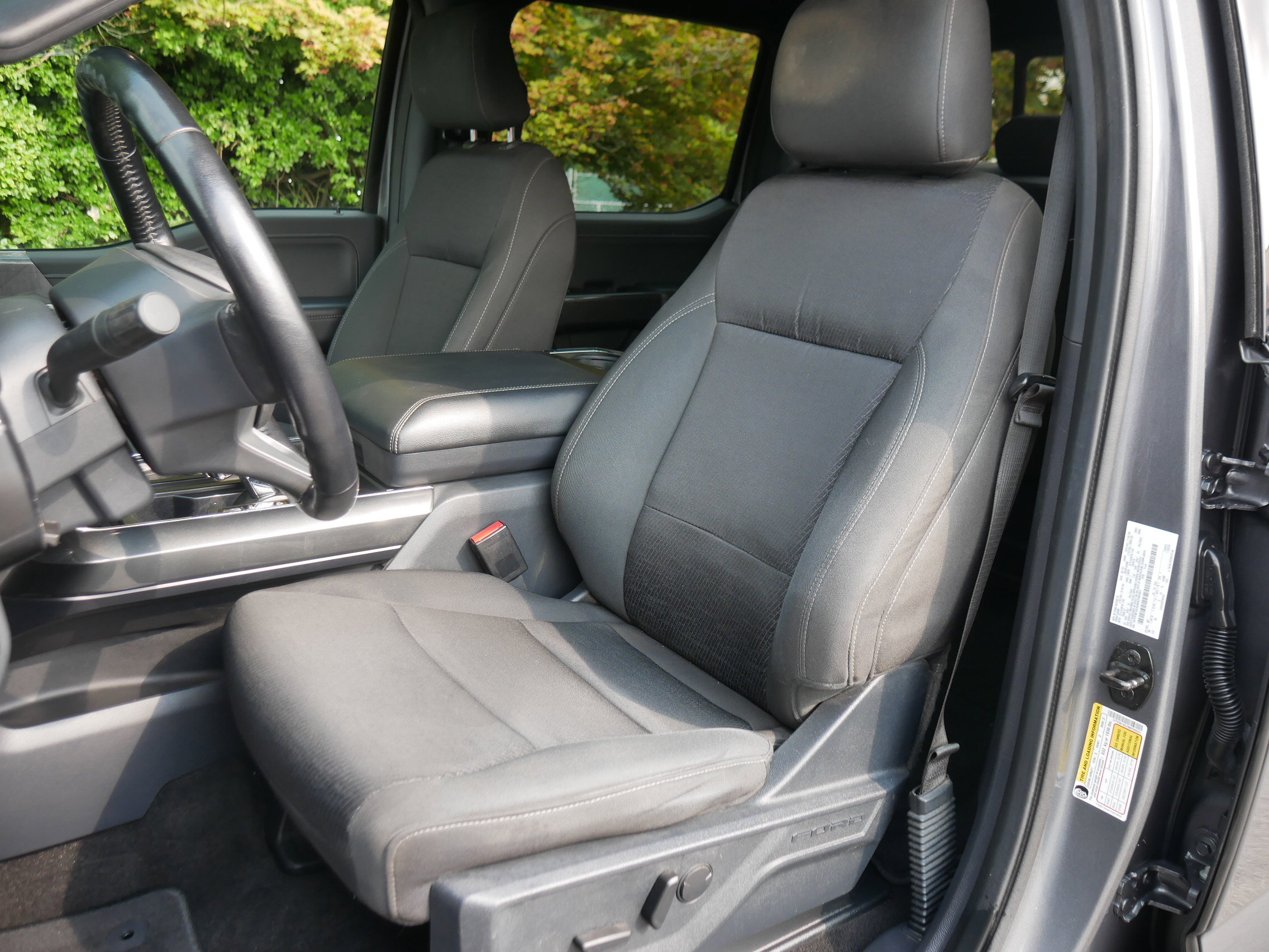 2022 Ford F-150 XLT photo 30