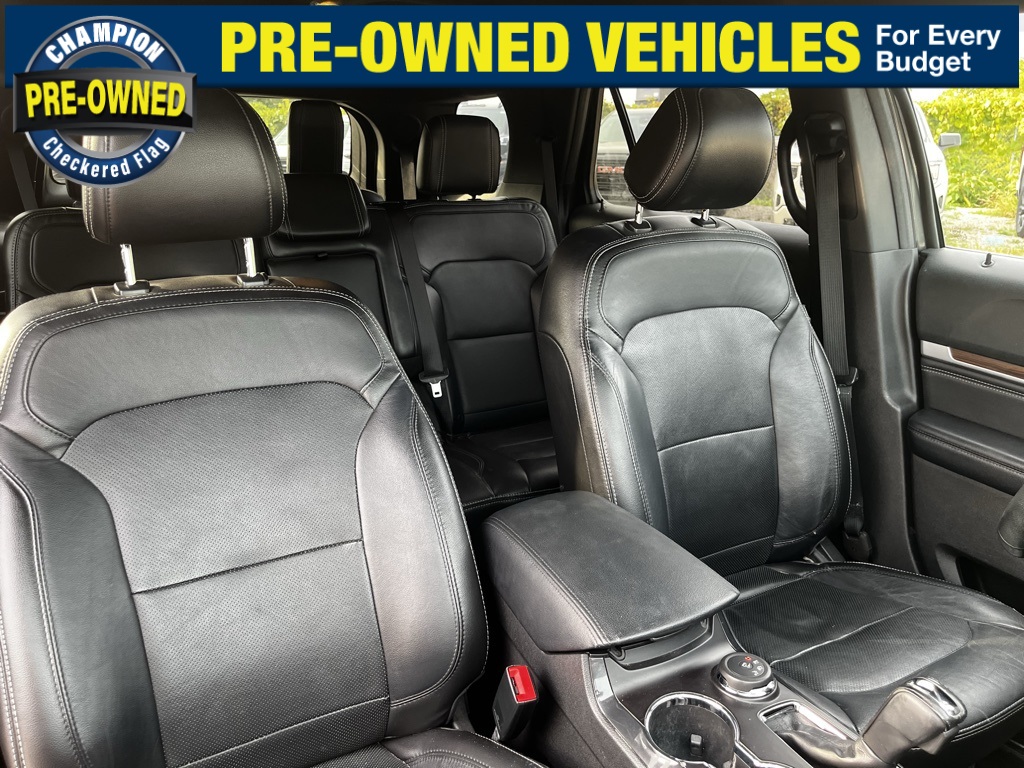2017 Ford Explorer Limited photo 25