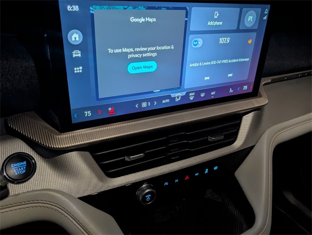 2025 Ford Explorer photo 15