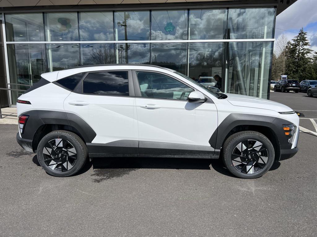 2025 Hyundai Kona SEL photo 6