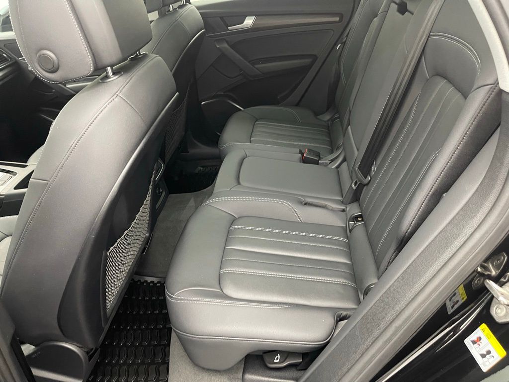 2022 Audi Q5 45 S line Premium photo 35
