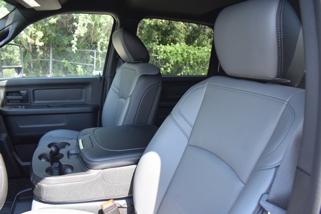 2026 Ram 3500 Tradesman photo 7