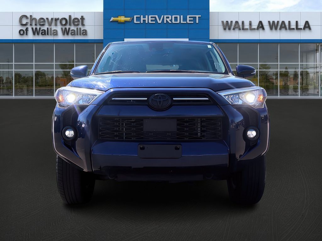 2023 Toyota 4Runner SR5 Premium photo 2