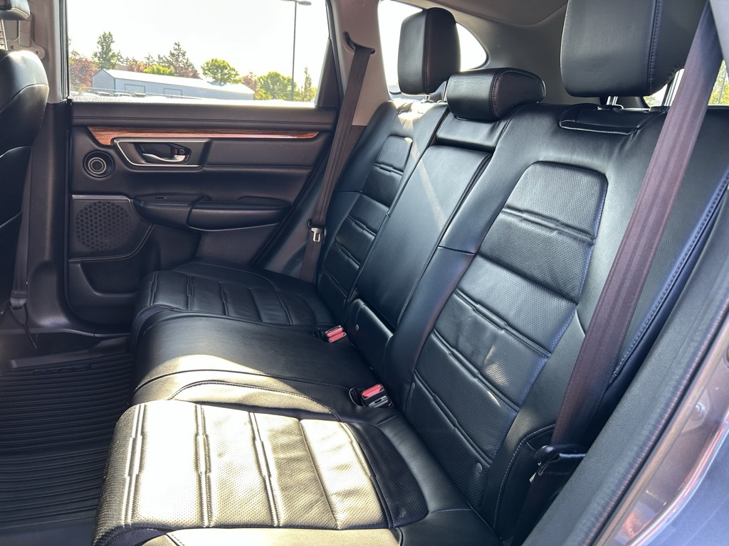 2018 Honda CR-V Touring photo 23