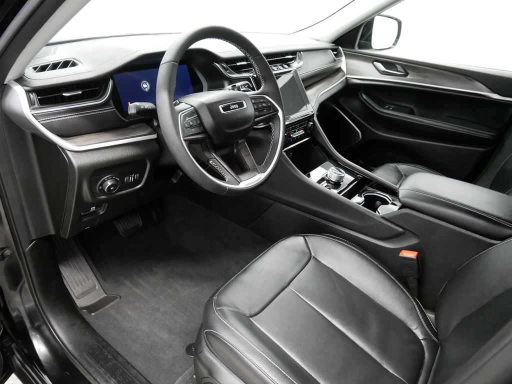 Certified 2022 Jeep Grand Cherokee L Limited with VIN 1C4RJKBG0N8580837 for sale in Coon Rapids, Minnesota
