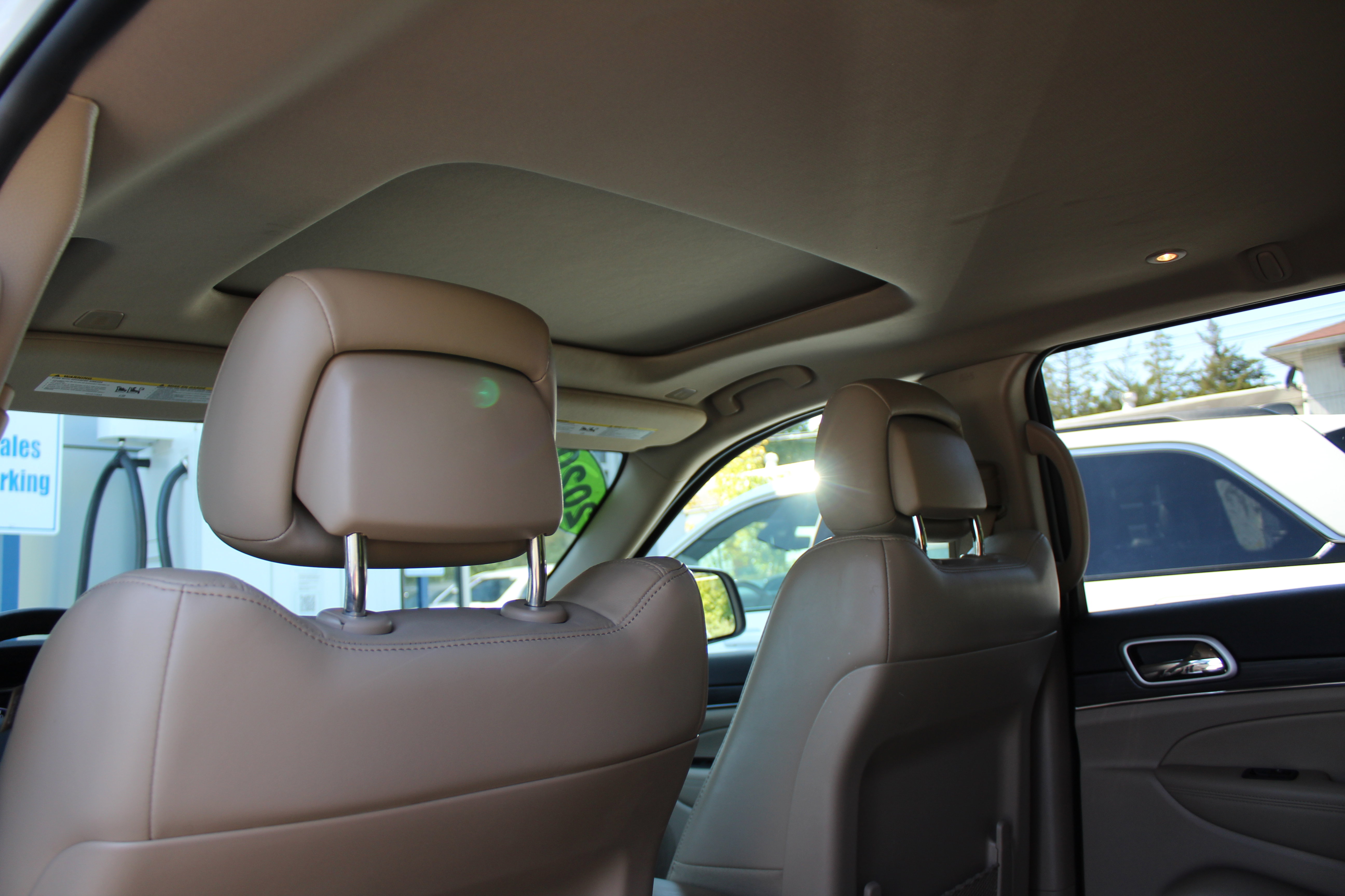 2020 Jeep Grand Cherokee Limited photo 4