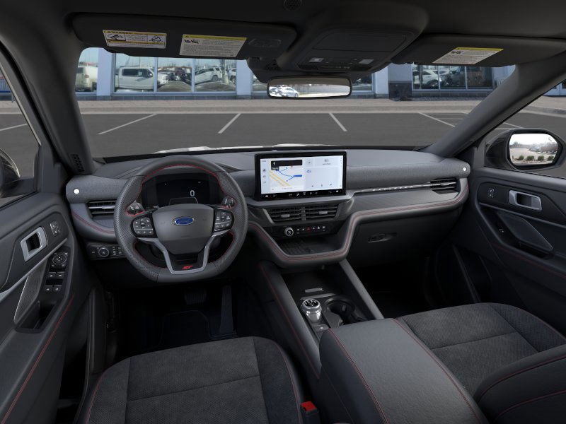 2025 Ford Explorer ST photo 9