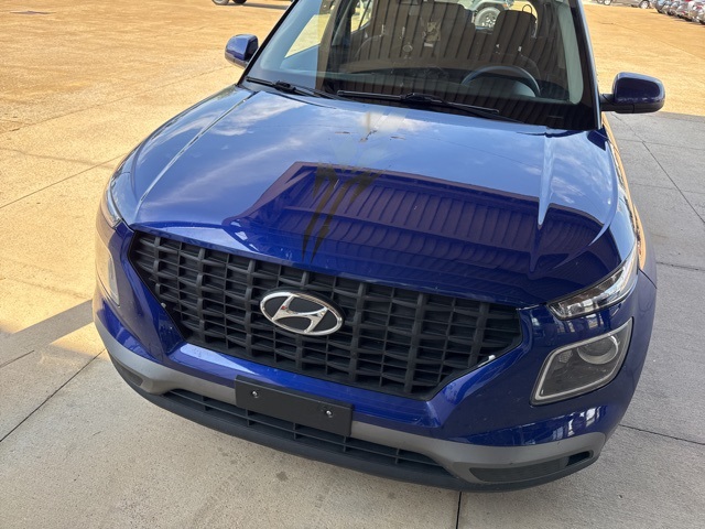 2021 Hyundai Venue SE photo 3