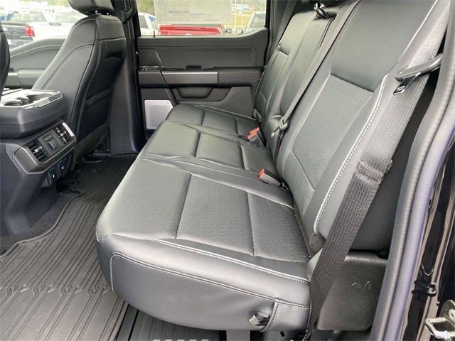 2025 Ford F-150 Lariat photo 4