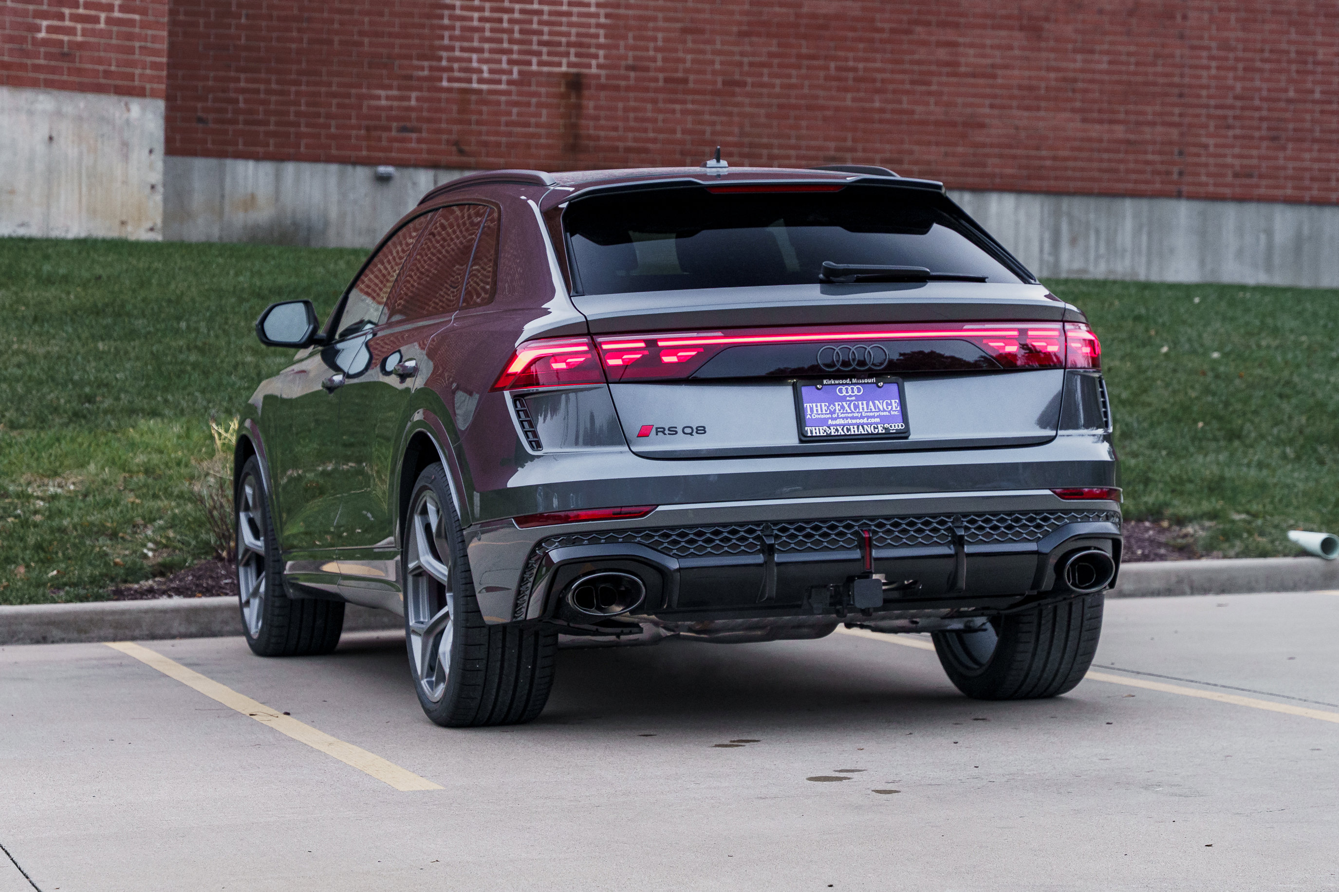 2026 Audi RS Q8 photo 4