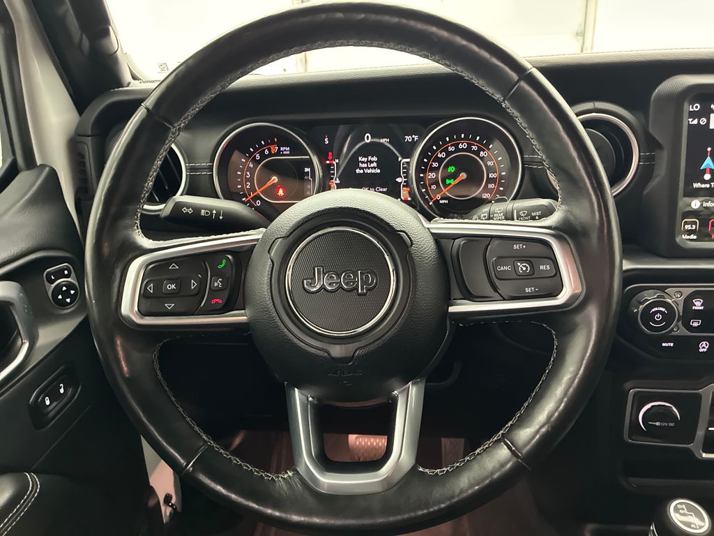 2018 Jeep Wrangler Unlimited Sahara photo 14
