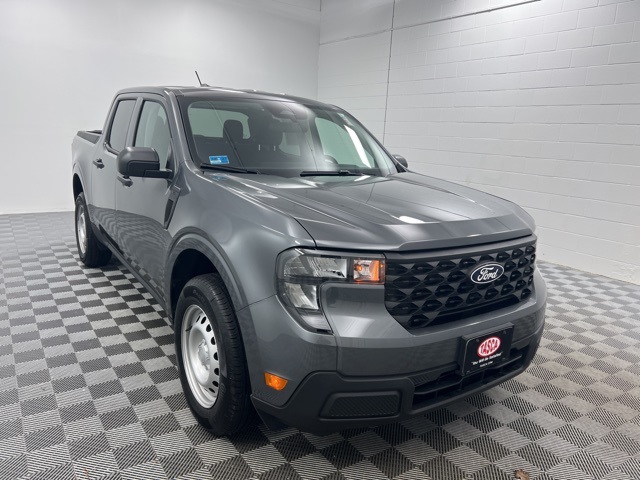 2025 Ford Maverick XL's photo