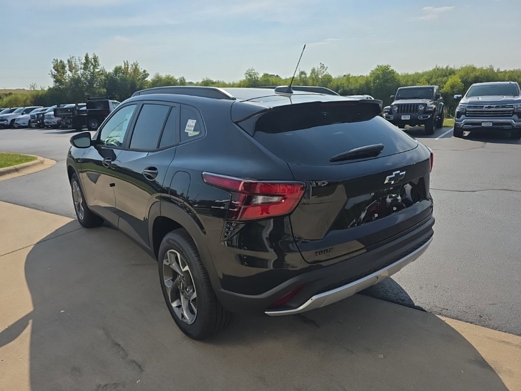 2026 Chevrolet Trax LT photo 5