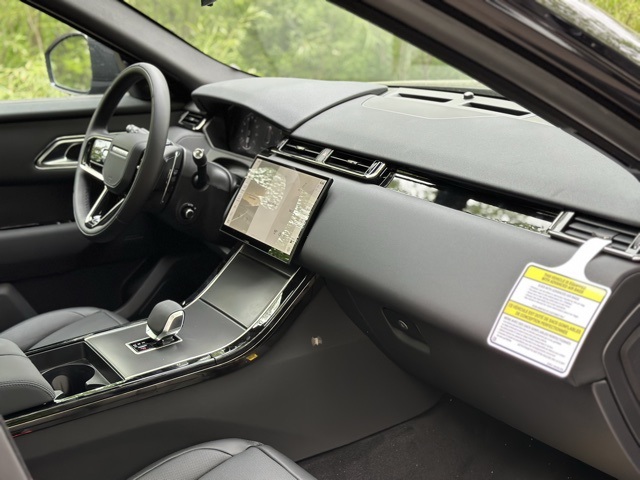 2026 Land Rover Range Rover Velar S photo 20