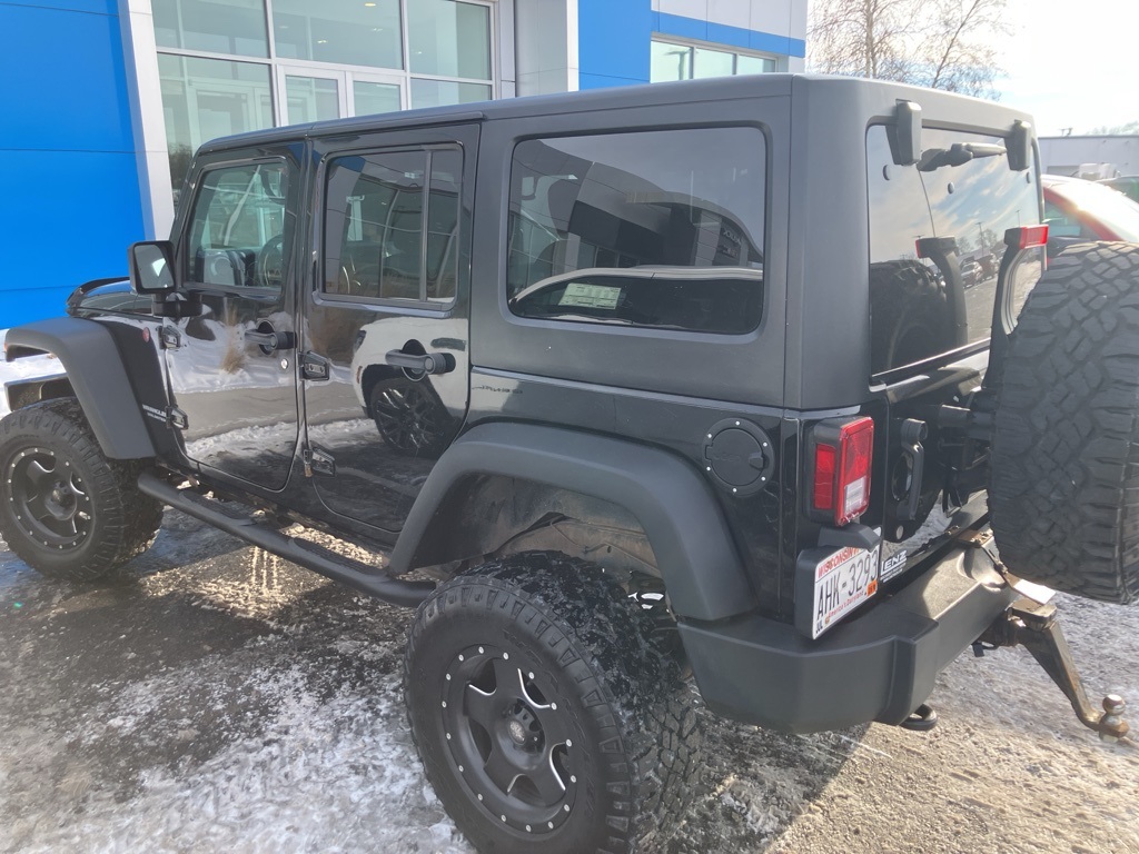 2017 Jeep Wrangler Unlimited Sport photo 4