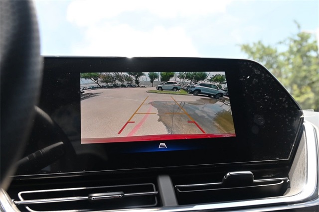 2025 Chevrolet Trax photo 16
